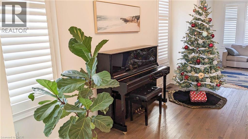 206 Carriage Way S, Waterloo, Ontario  N2K 0C6 - Photo 7 - 40794104