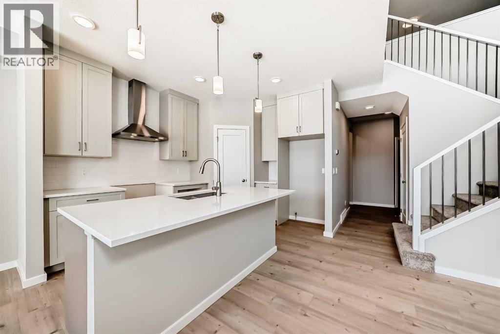 182 Walgrove Manor Se, Calgary, Alberta  T2X 5N9 - Photo 2 - A2275639