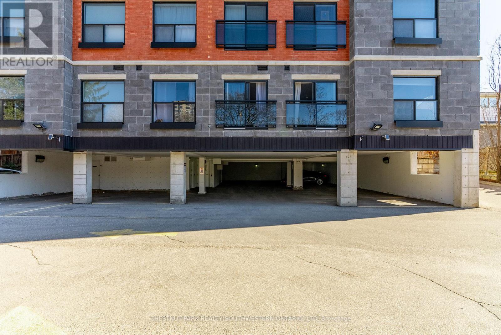 302 - 15 Devitt Avenue S, Waterloo, Ontario  N2J 1Y6 - Photo 34 - X12506912