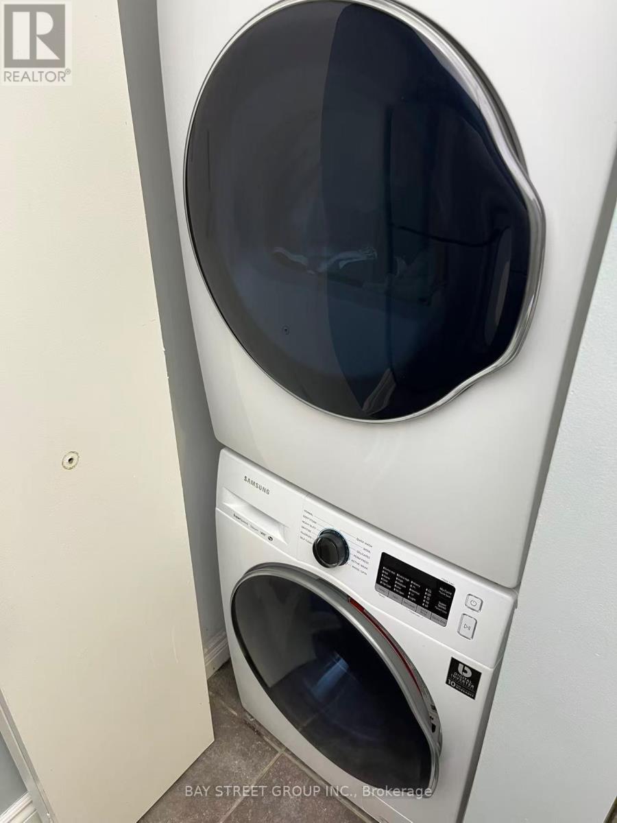 502 - 1001 Bay Street, Toronto, Ontario  M5S 3A6 - Photo 3 - C12665738