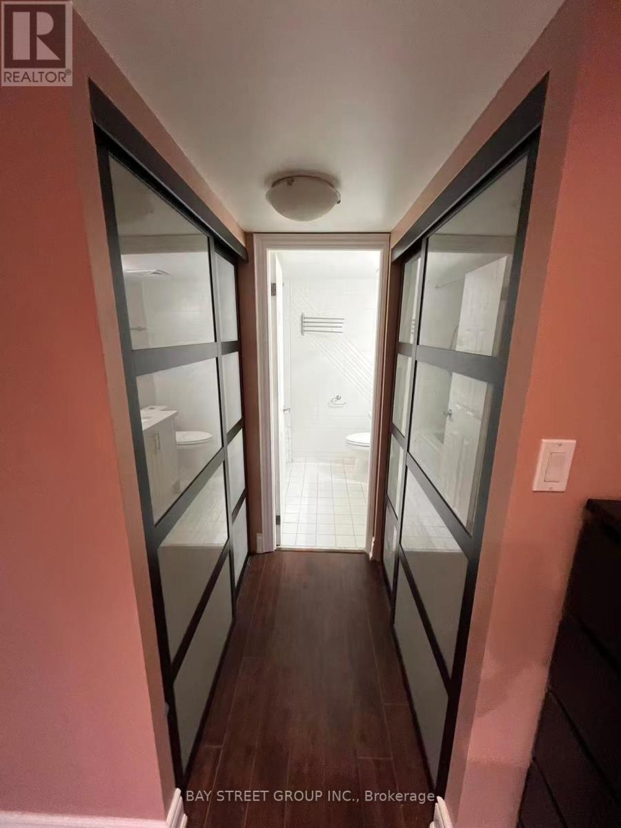 502 - 1001 Bay Street, Toronto, Ontario  M5S 3A6 - Photo 6 - C12665738