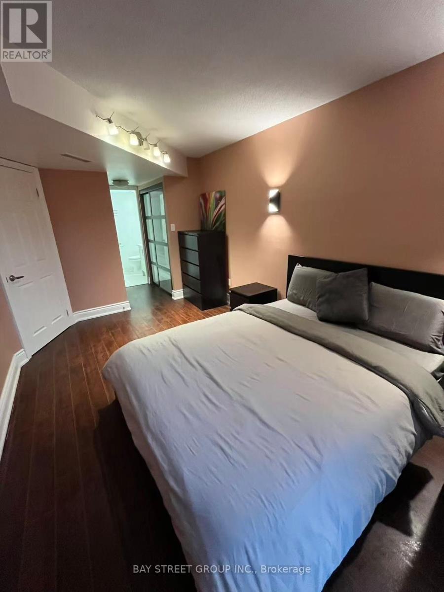 502 - 1001 Bay Street, Toronto, Ontario  M5S 3A6 - Photo 9 - C12665738