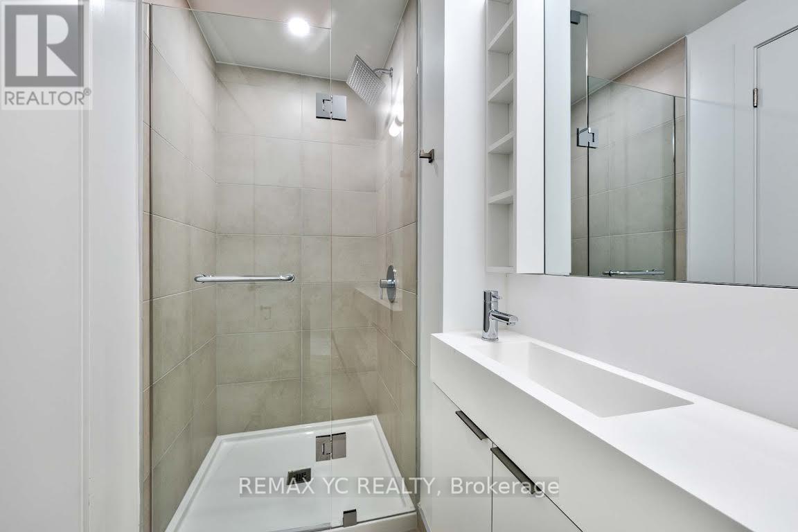 3105 - 8 Olympic Gdn Drive, Toronto, Ontario  M2M 0B9 - Photo 11 - C12665796