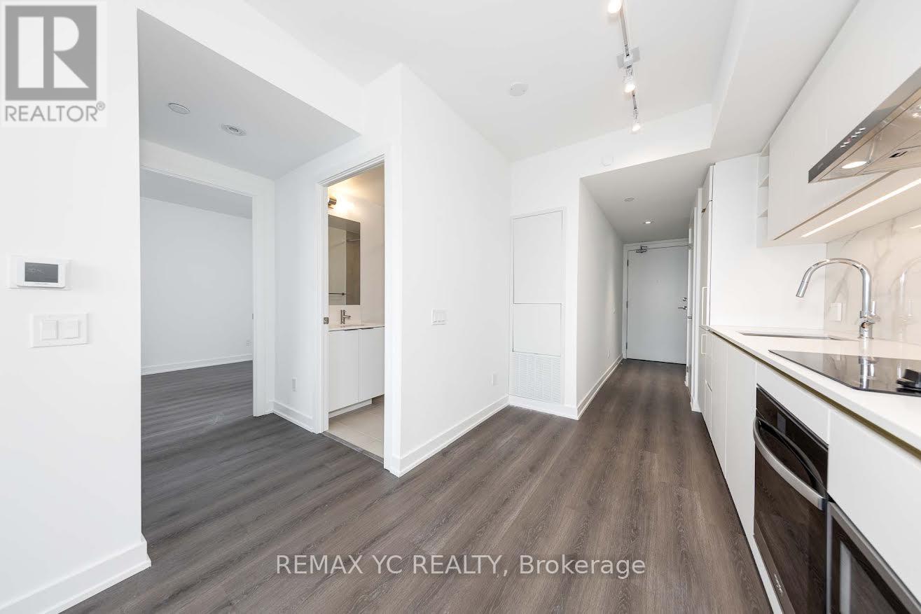 3105 - 8 Olympic Gdn Drive, Toronto, Ontario  M2M 0B9 - Photo 4 - C12665796