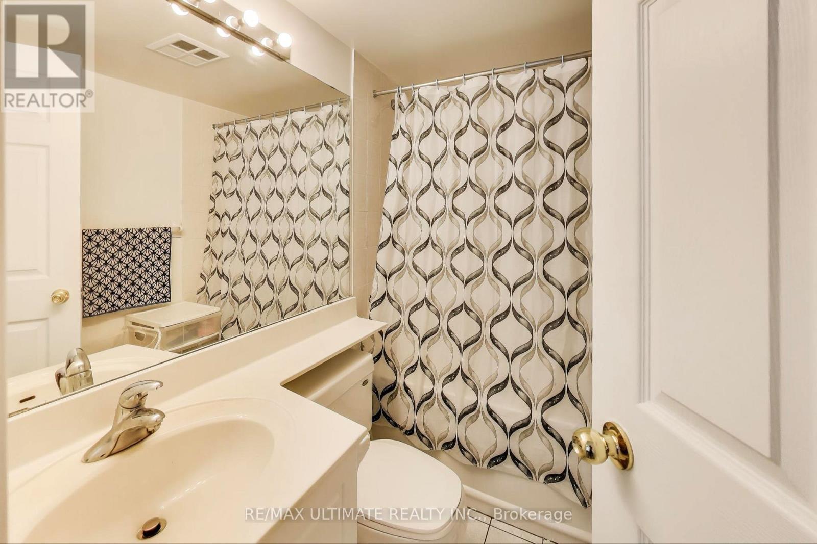 710 - 7 Lorraine Drive, Toronto, Ontario  M2N 7H2 - Photo 15 - C12665872