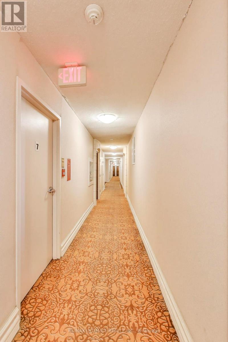 710 - 7 Lorraine Drive, Toronto, Ontario  M2N 7H2 - Photo 5 - C12665872