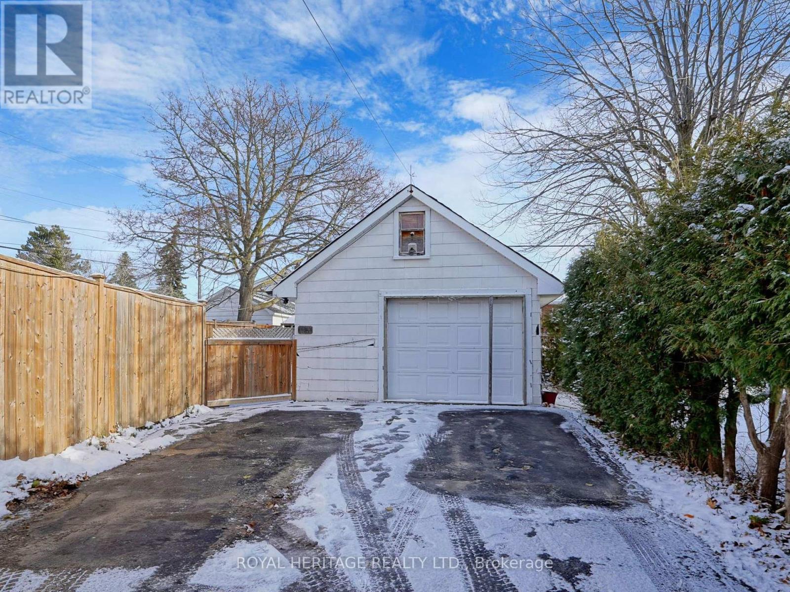 651 Somerville Avenue, Oshawa, Ontario  L1G 4J2 - Photo 28 - E12665726