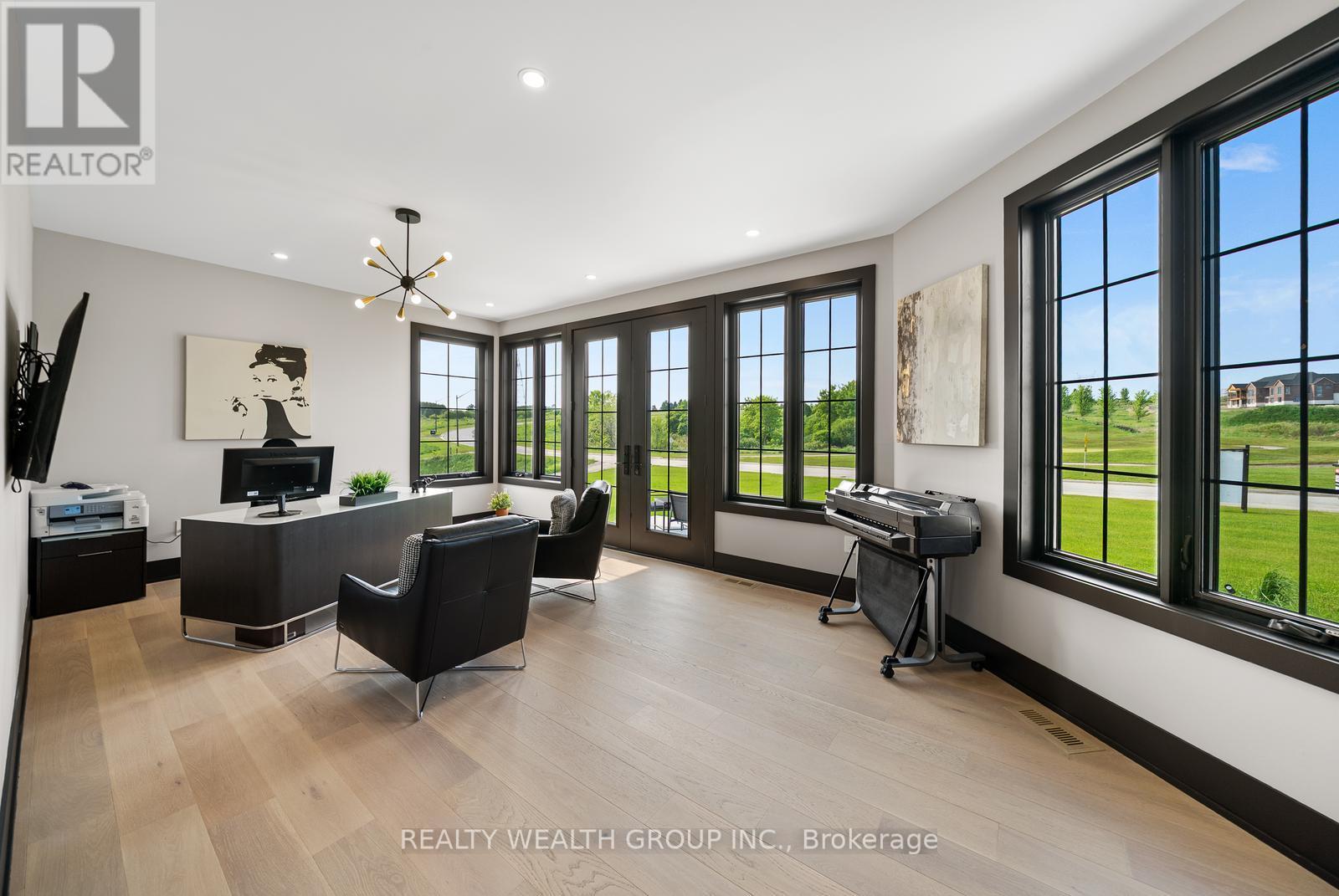 105 Franklin Crescent, Whitby, Ontario  L0B 1A0 - Photo 12 - E12665746