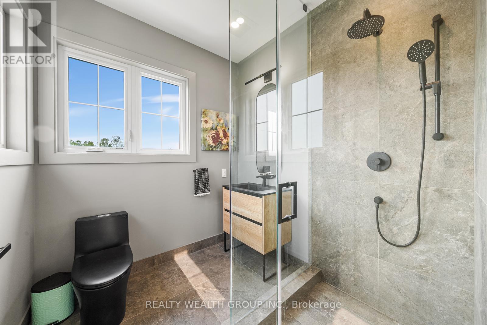 105 Franklin Crescent, Whitby, Ontario  L0B 1A0 - Photo 24 - E12665746