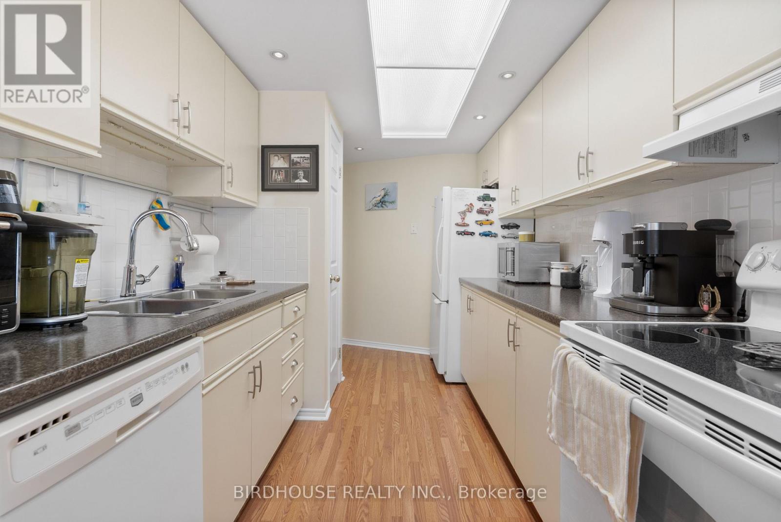 109 - 1 Heritage Way, Kawartha Lakes, Ontario  K9V 5P9 - Photo 8 - X12550418