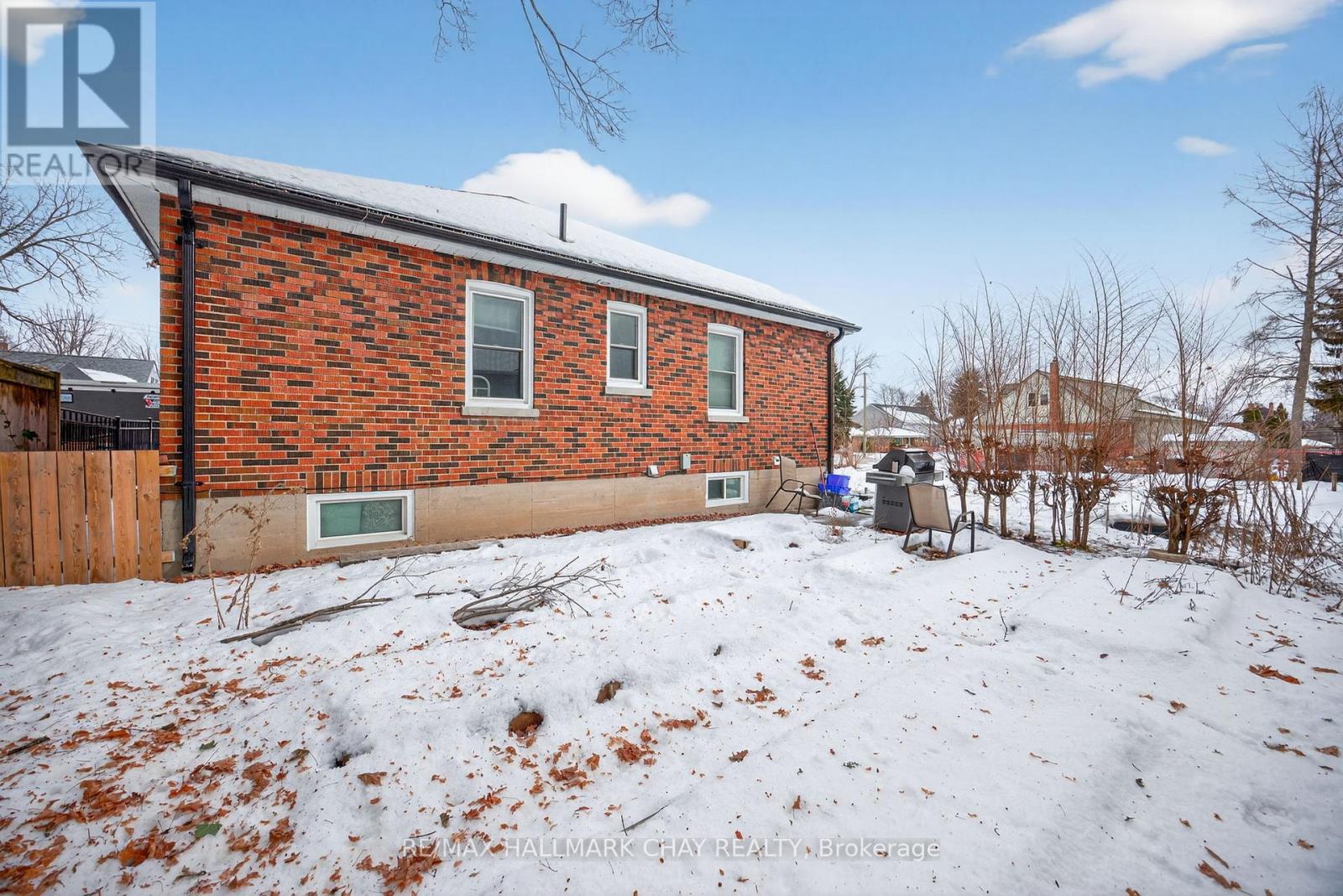 68 Drury Lane, Barrie (Wellington), Ontario  L4M 3C8 - Photo 25 - S12665704