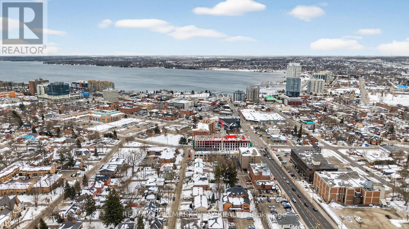 68 Drury Lane, Barrie (Wellington), Ontario  L4M 3C8 - Photo 40 - S12665704