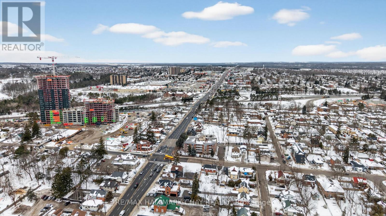 68 Drury Lane, Barrie (Wellington), Ontario  L4M 3C8 - Photo 42 - S12665704