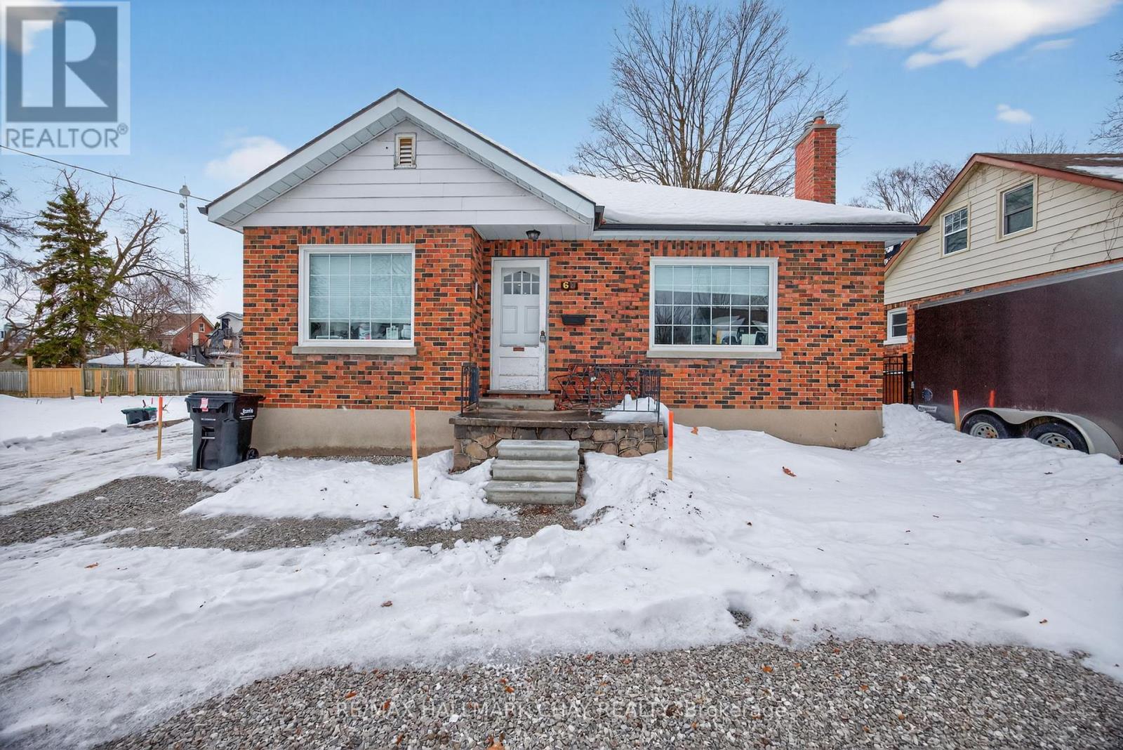 68 Drury Lane, Barrie (Wellington), Ontario  L4M 3C8 - Photo 5 - S12665704