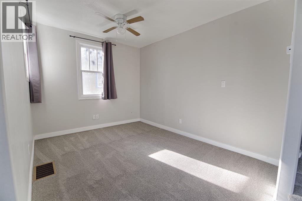 244 14 Street N, Lethbridge, Alberta  T1H 2V9 - Photo 5 - A2269639
