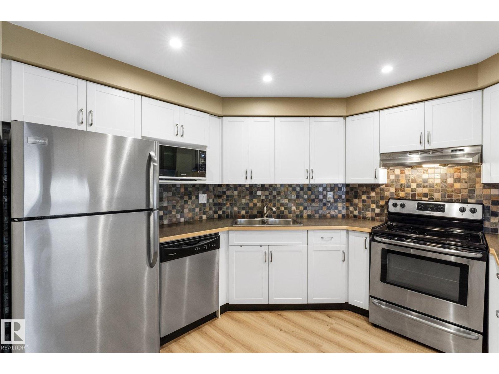 #114 2011 137 Av Nw, Edmonton, Alberta T5A 4W2 - Photo 6 - E4465198