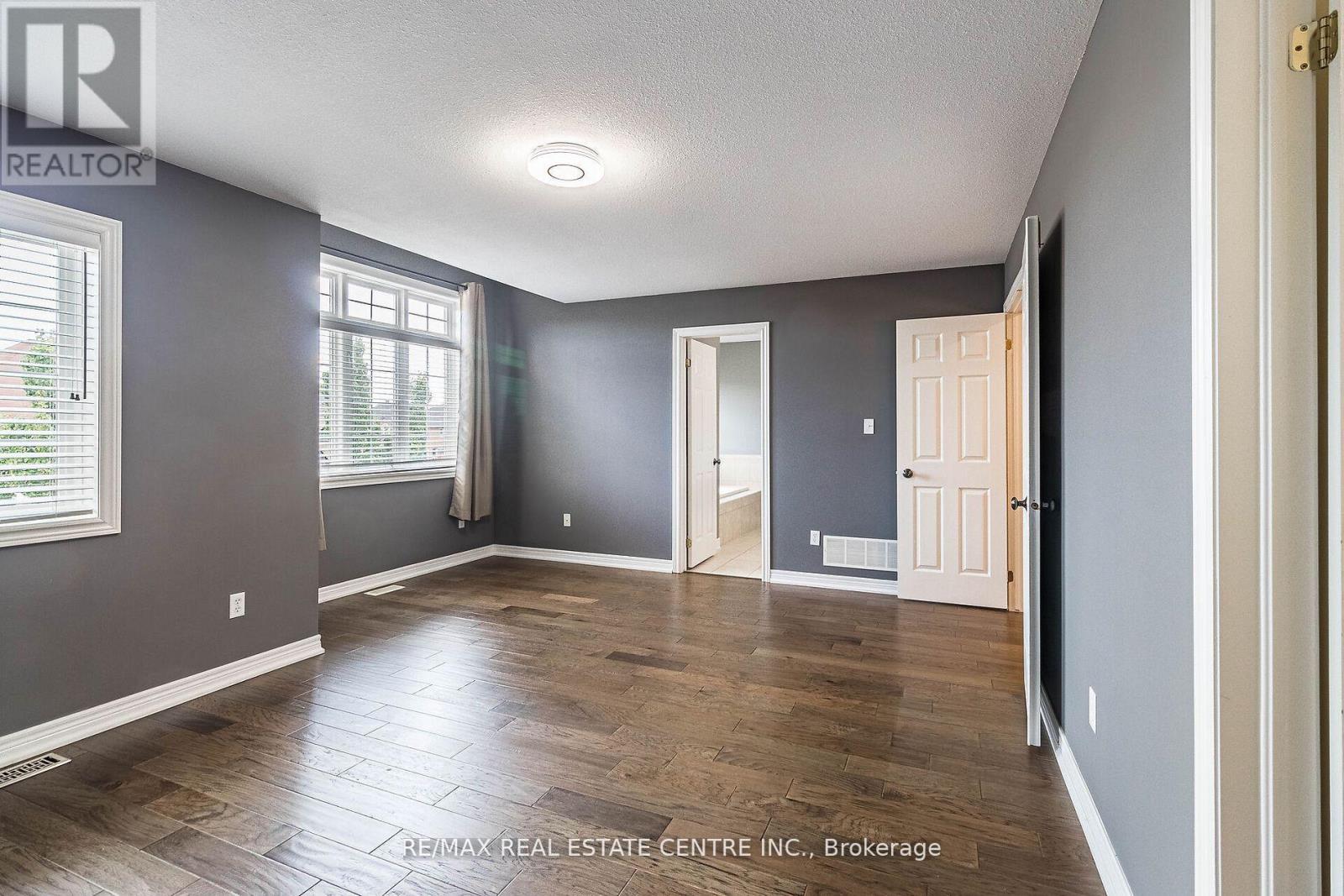 4665 Huffman Road, Burlington, Ontario  L7M 0E7 - Photo 17 - W12584454