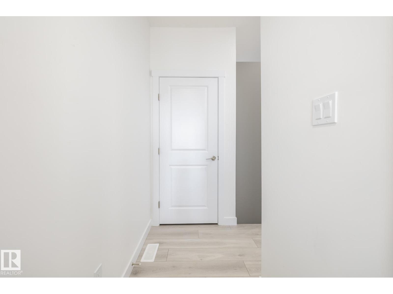 #14 7110 Keswick Cm Sw, Edmonton, Alberta T6W 5P7 - Photo 3 - E4469127