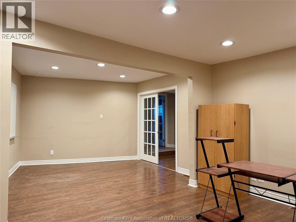 53 St. Clair Street, Chatham, Ontario  N7L 3H8 - Photo 9 - 26000295