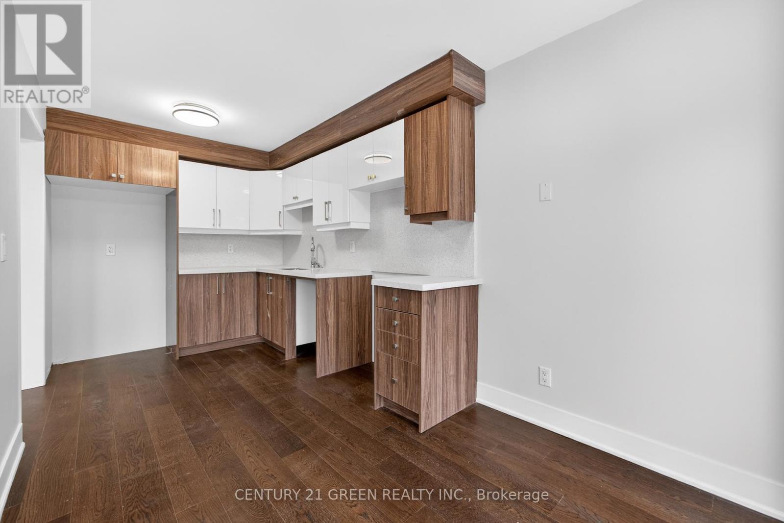 101 Kenwood Drive, Brampton, Ontario  L6X 4P5 - Photo 13 - W12665734