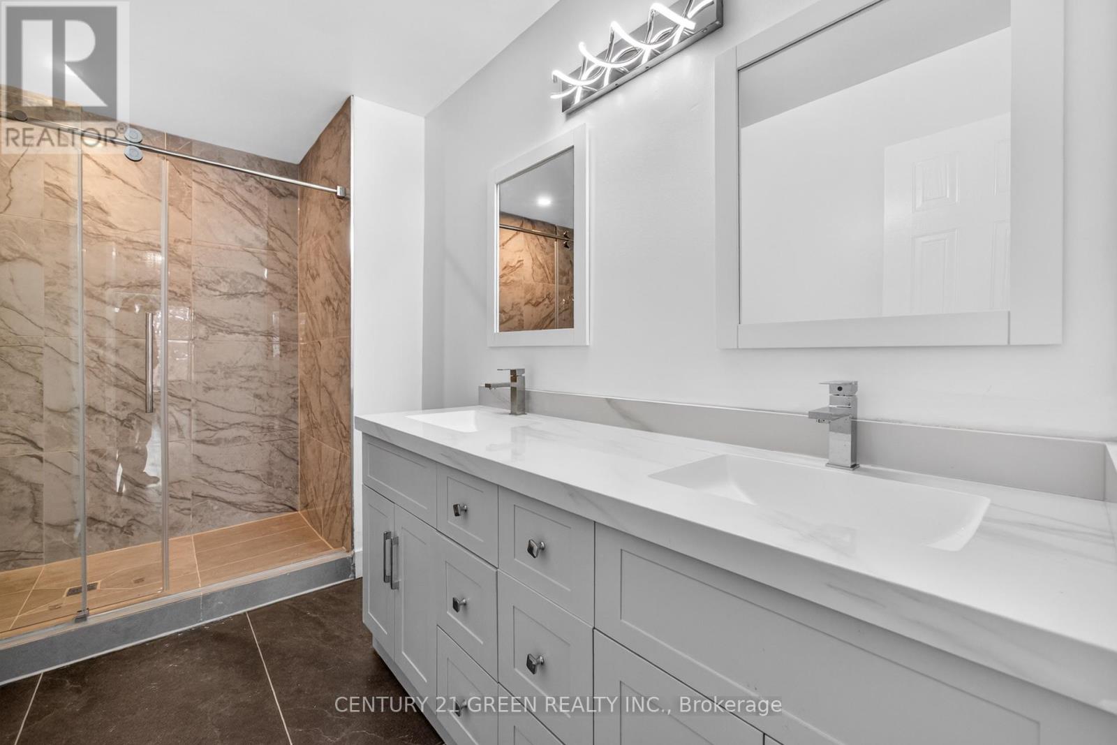 101 Kenwood Drive, Brampton, Ontario  L6X 4P5 - Photo 28 - W12665734