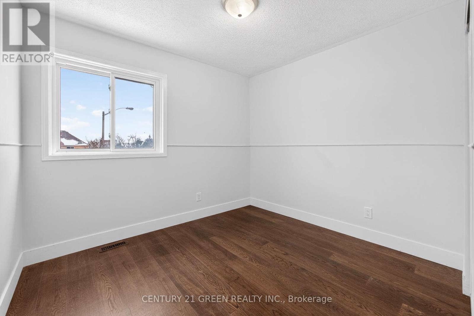 101 Kenwood Drive, Brampton, Ontario  L6X 4P5 - Photo 32 - W12665734