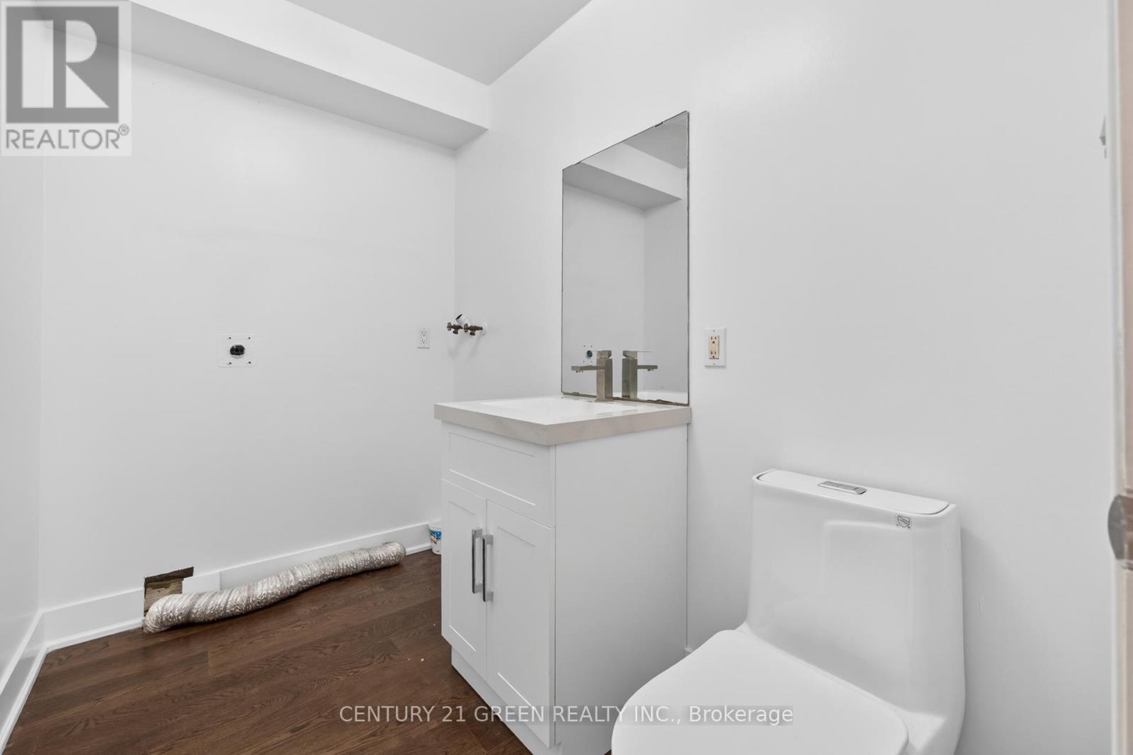 101 Kenwood Drive, Brampton, Ontario  L6X 4P5 - Photo 6 - W12665734