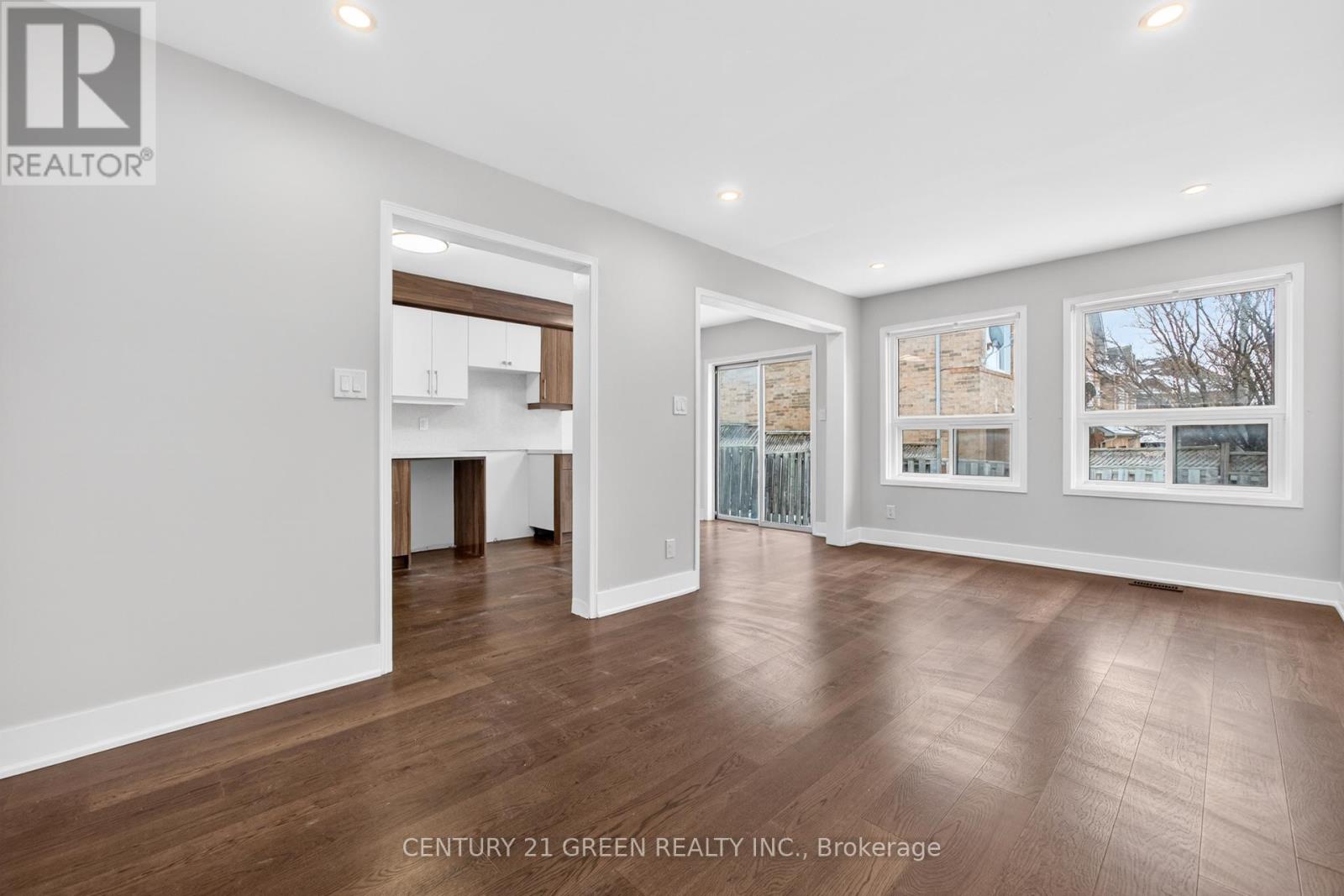 101 Kenwood Drive, Brampton, Ontario  L6X 4P5 - Photo 9 - W12665734