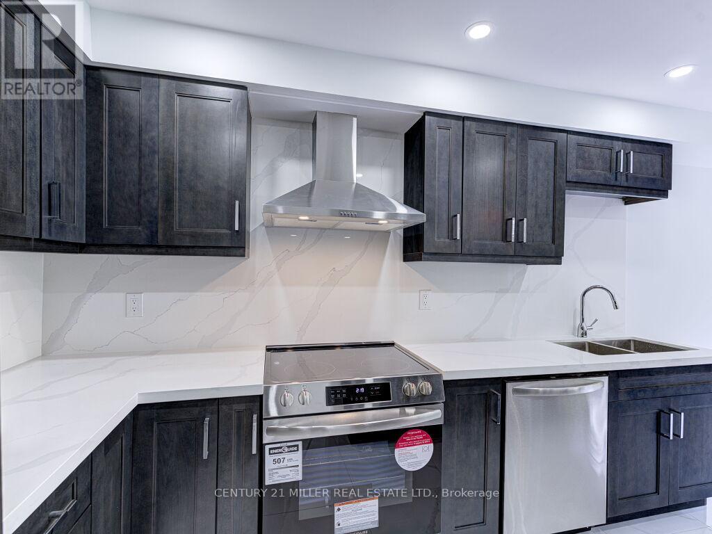 373 Ravineview Way, Oakville, Ontario  L6H 6S5 - Photo 15 - W12665820