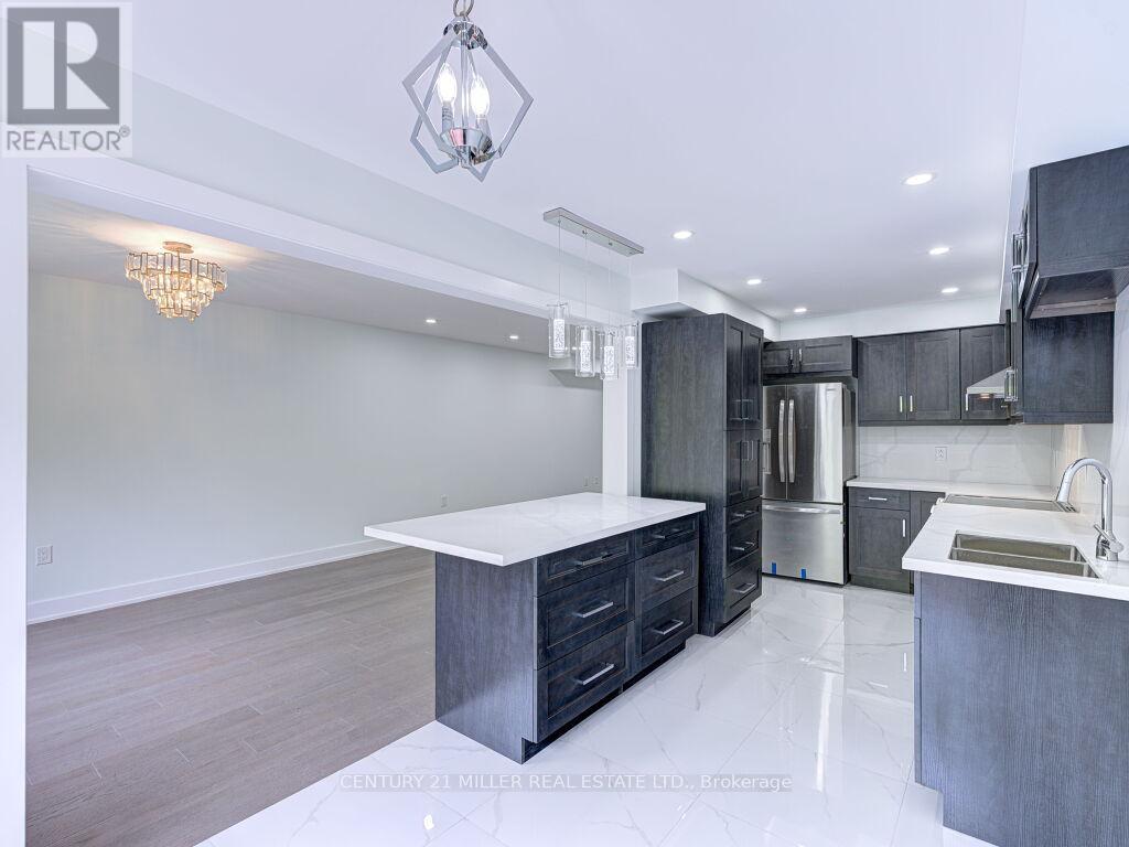 373 Ravineview Way, Oakville, Ontario  L6H 6S5 - Photo 18 - W12665820