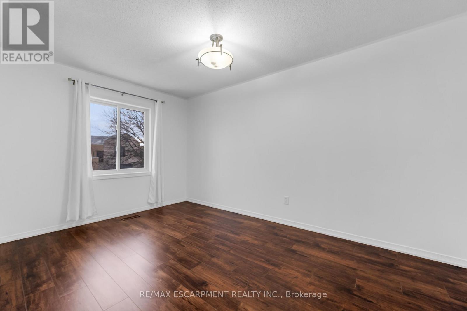 1183 Westview Terrace, Oakville, Ontario  L6M 3N2 - Photo 10 - W12665860