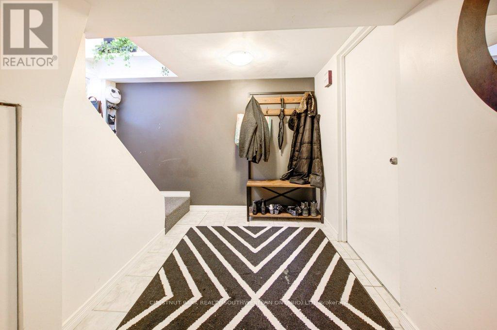 57 Glasgow Street, Kitchener, Ontario  N2G 2G8 - Photo 29 - X12665782