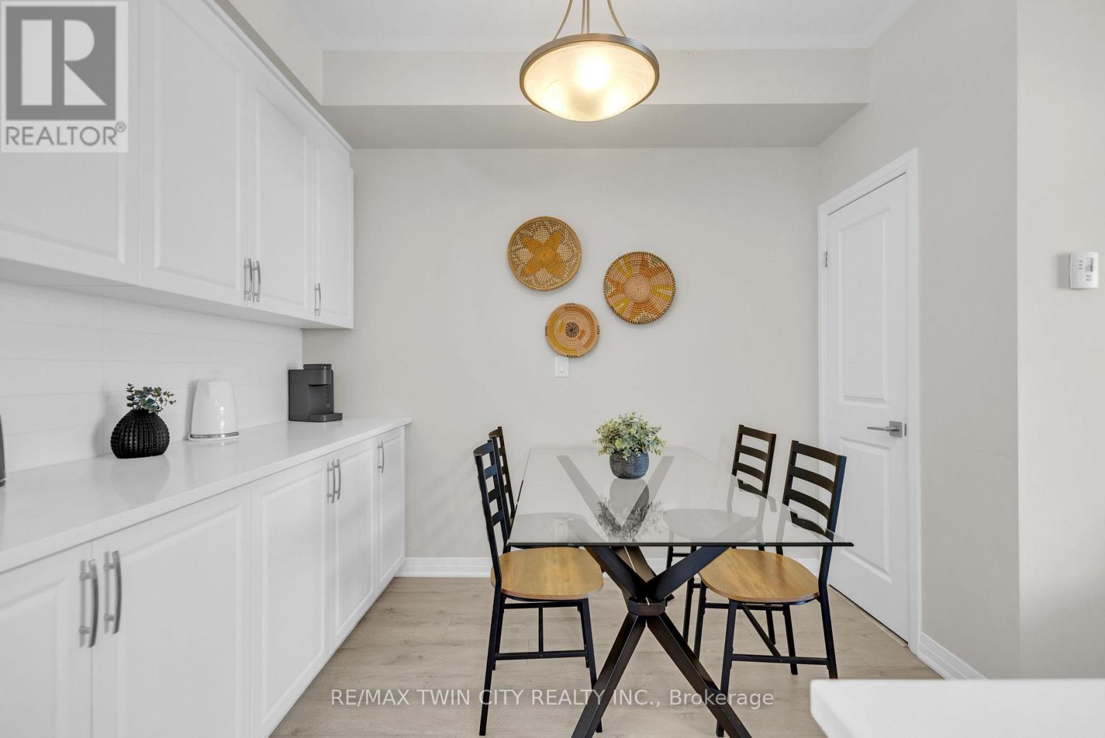 1f - 155 Thomas Slee Drive, Kitchener, Ontario  N2P 0J8 - Photo 8 - X12665786