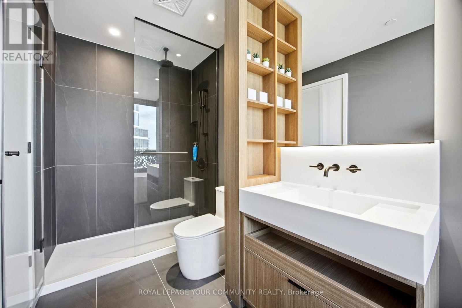 4705 - 55 Charles Street E, Toronto, Ontario  M4Y 0J1 - Photo 23 - C12665730