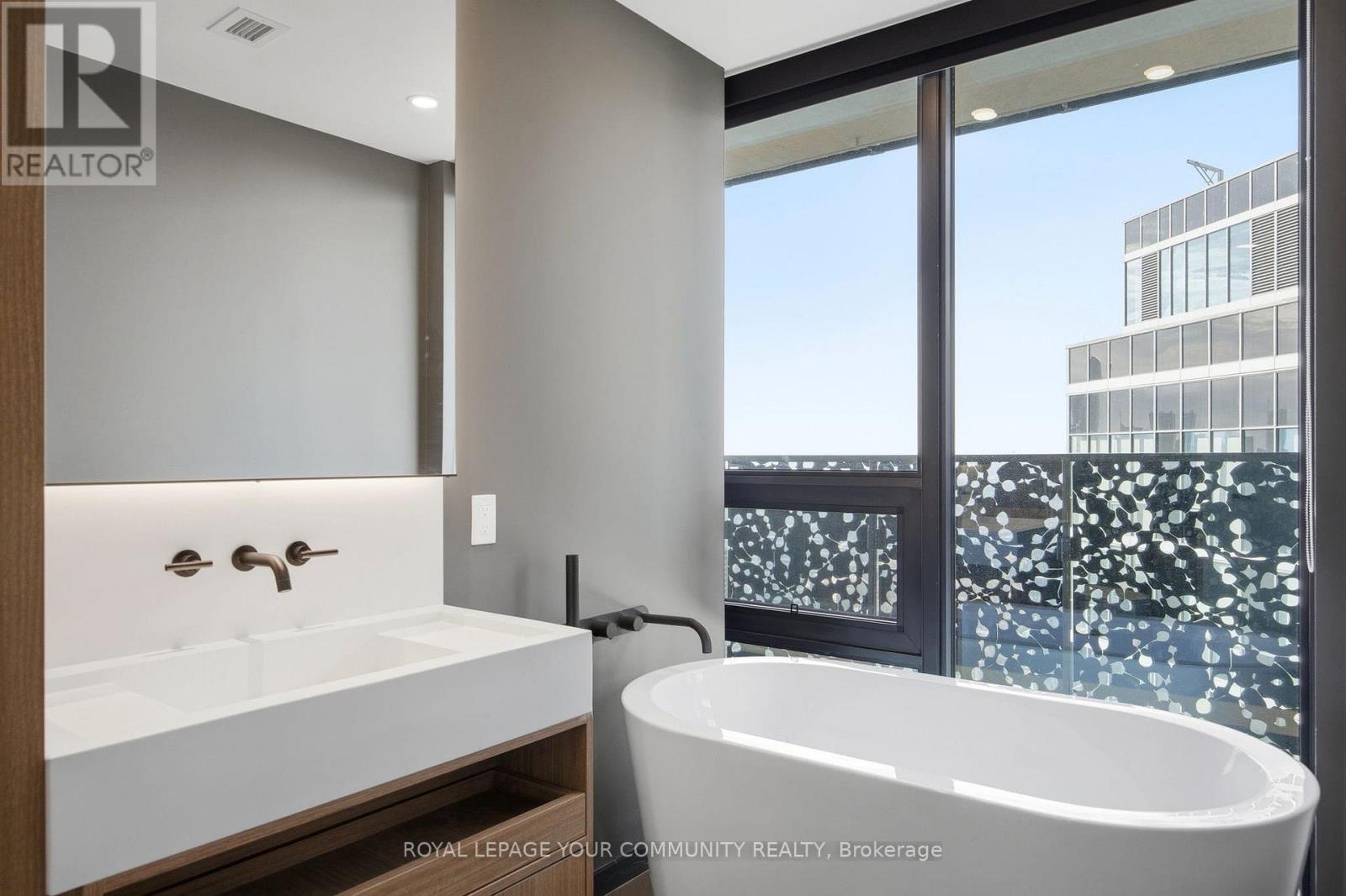 4705 - 55 Charles Street E, Toronto, Ontario  M4Y 0J1 - Photo 19 - C12665730