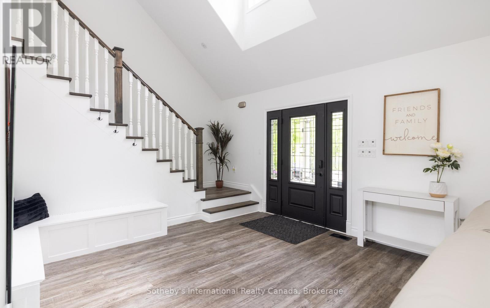 129 Bass Line, Oro-Medonte, Ontario L3V 0J9 - Photo 7 - S12665998