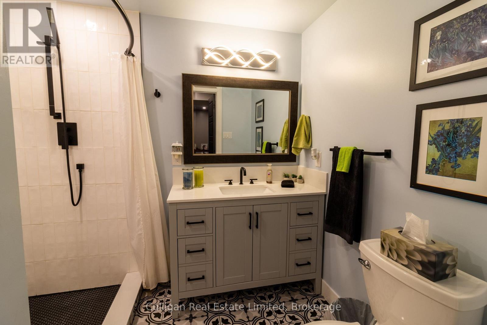 Photo 15 of 26 for 47 - 181 Skyline Avenue