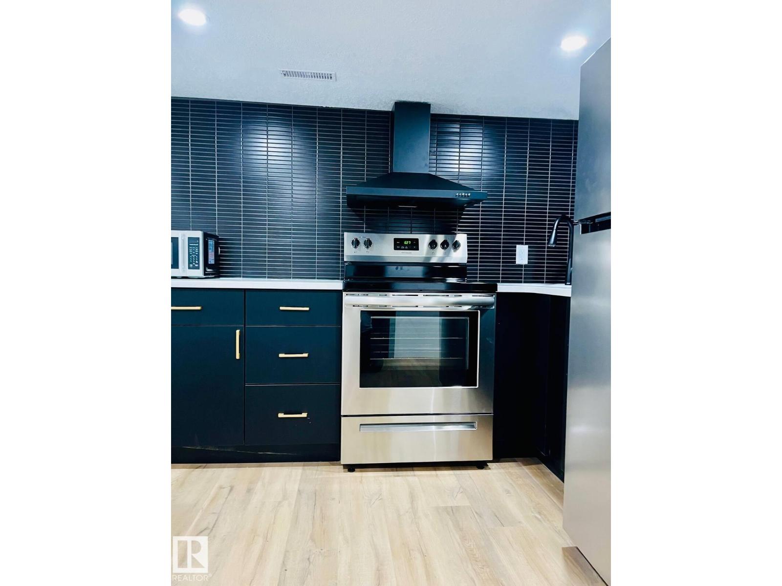 10711 76 Av Nw, Edmonton, Alberta  T6E 1L8 - Photo 31 - E4464073