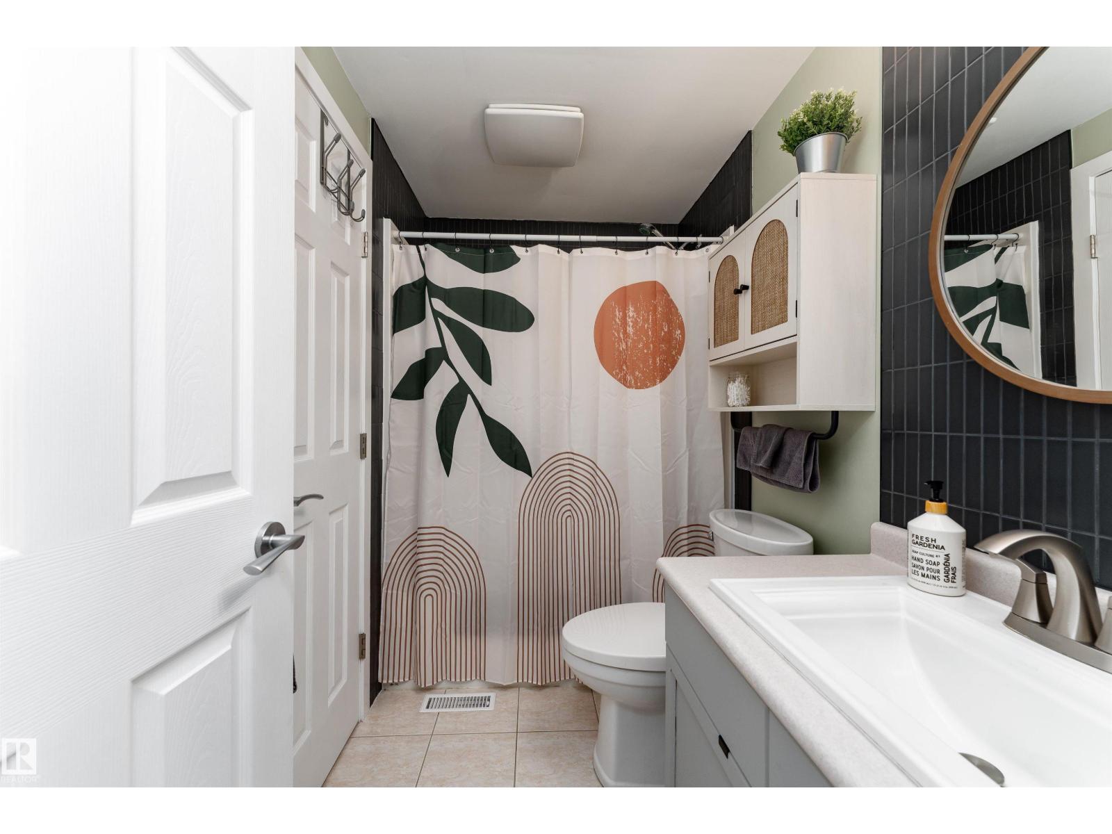 425 Kirkpatrick Cr Nw, Edmonton, Alberta  T6L 5C9 - Photo 32 - E4468855