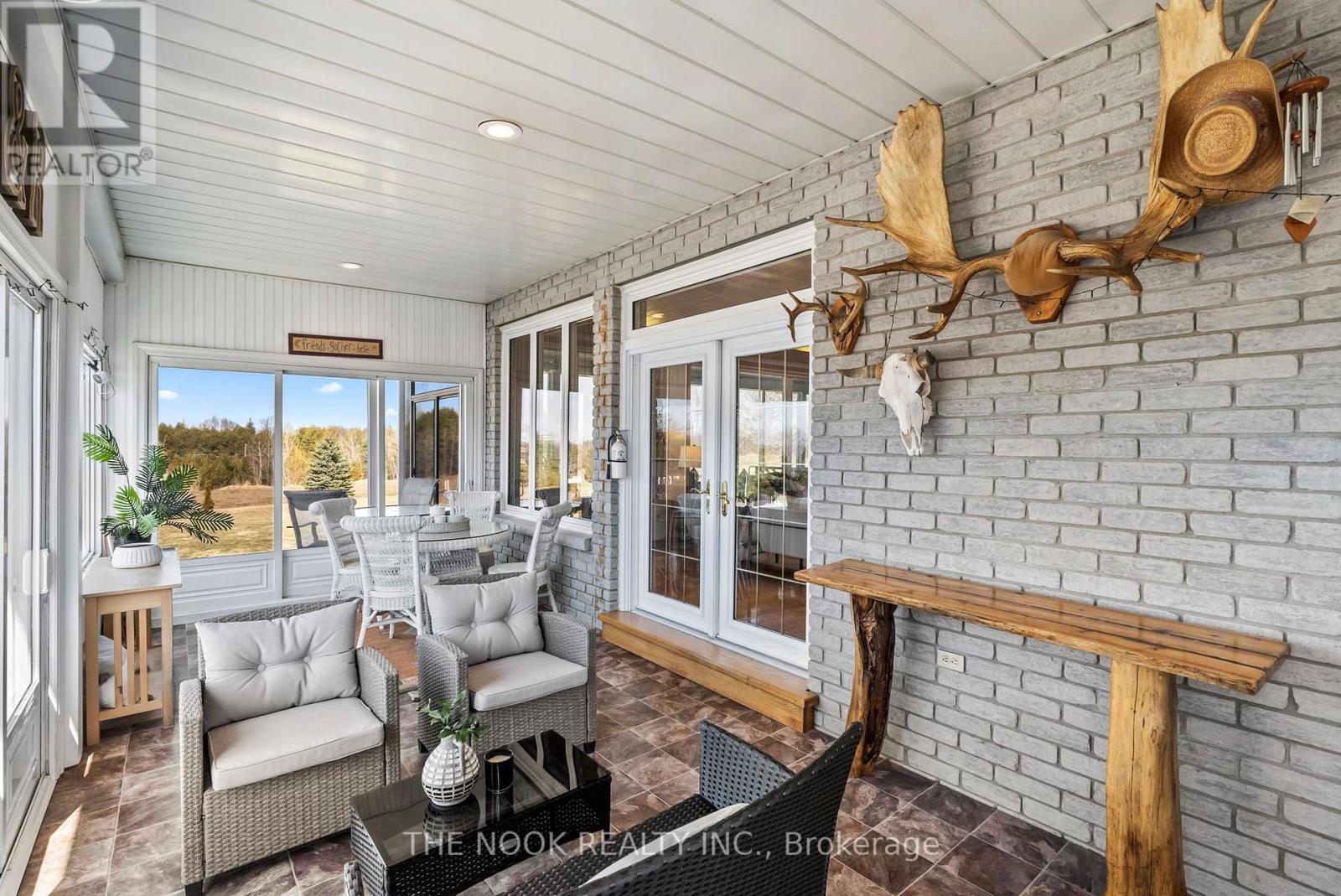 593 Pigeon Creek Road, Kawartha Lakes, Ontario  L0B 1K0 - Photo 20 - X12665988