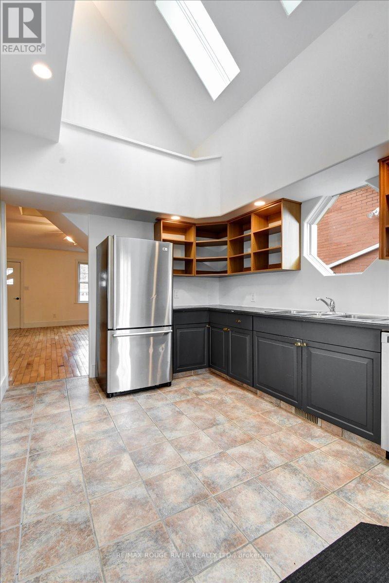 97 Havelock Street, Cobourg, Ontario  K9A 2J6 - Photo 12 - X12666018