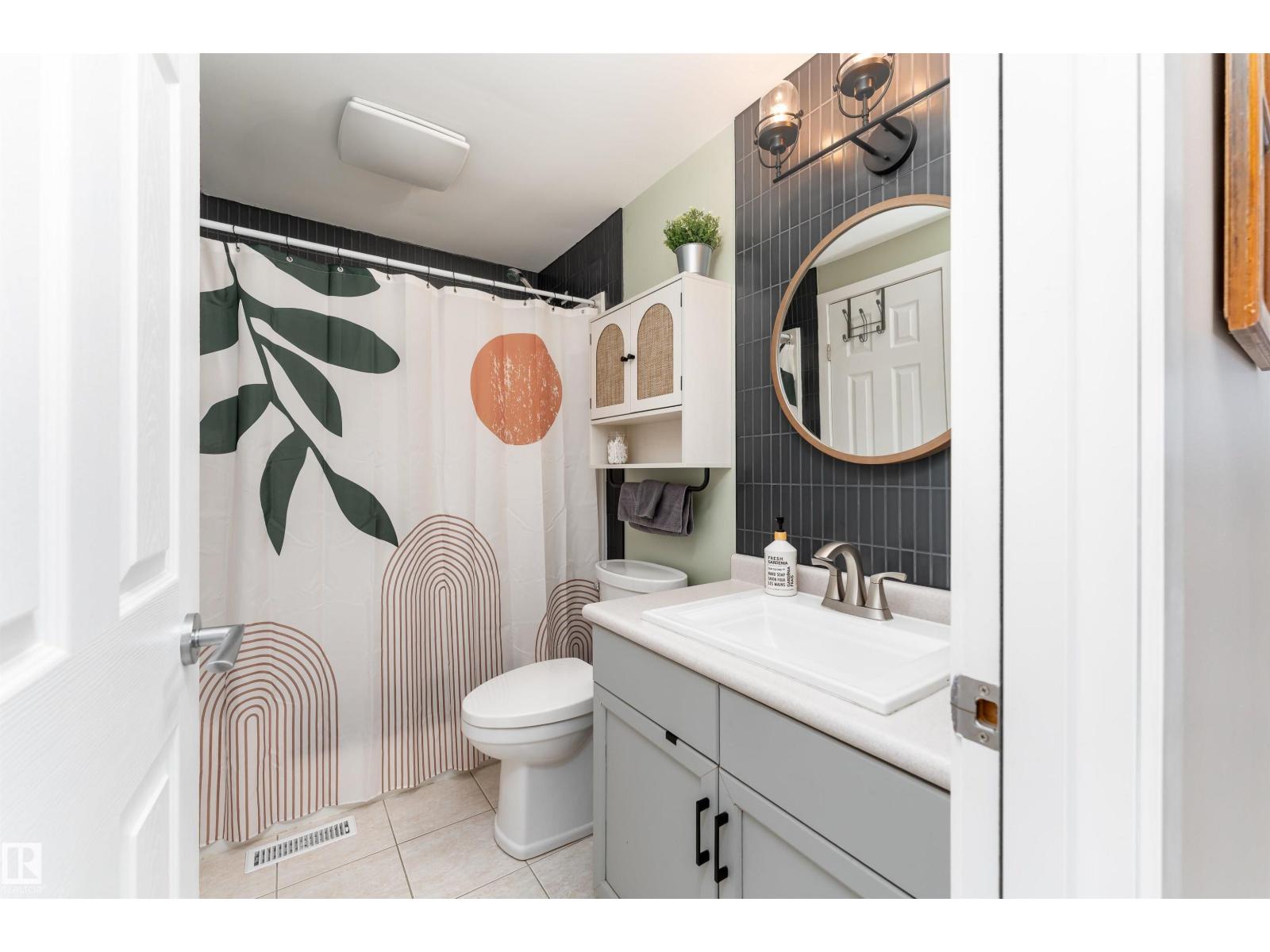 425 Kirkpatrick Cr Nw, Edmonton, Alberta  T6L 5C9 - Photo 31 - E4468855