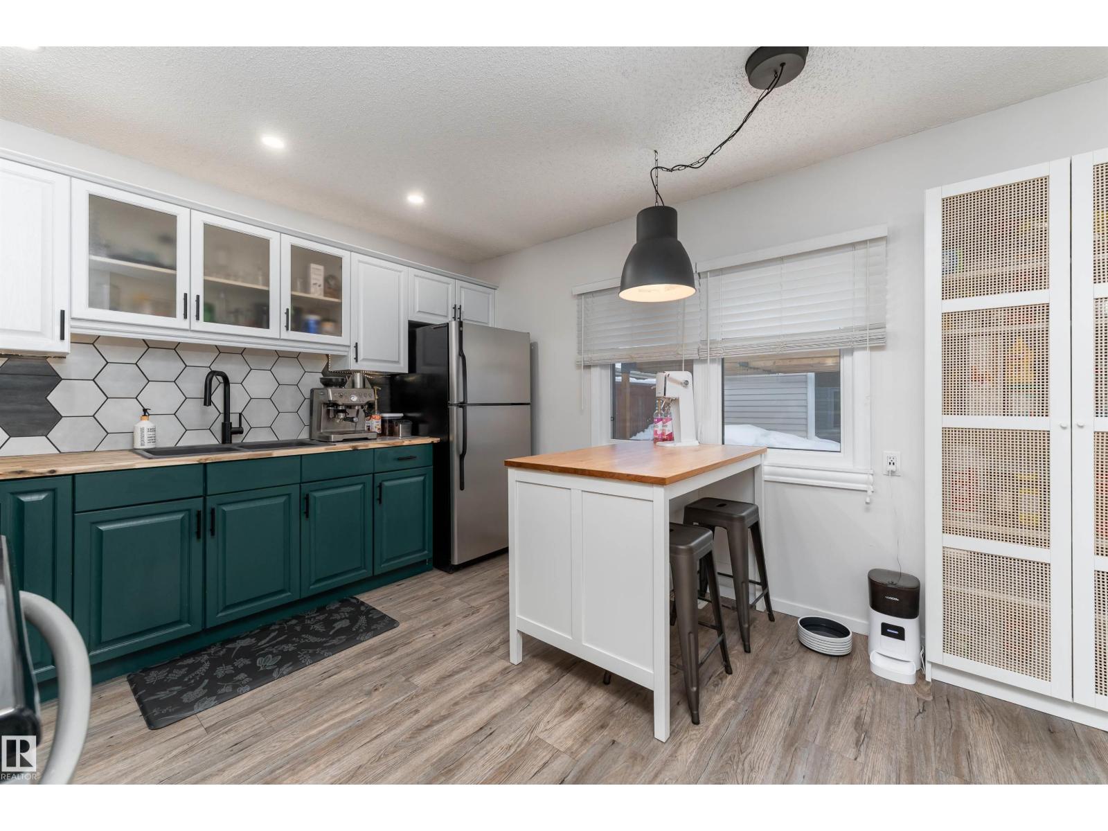 425 Kirkpatrick Cr Nw, Edmonton, Alberta  T6L 5C9 - Photo 13 - E4468855