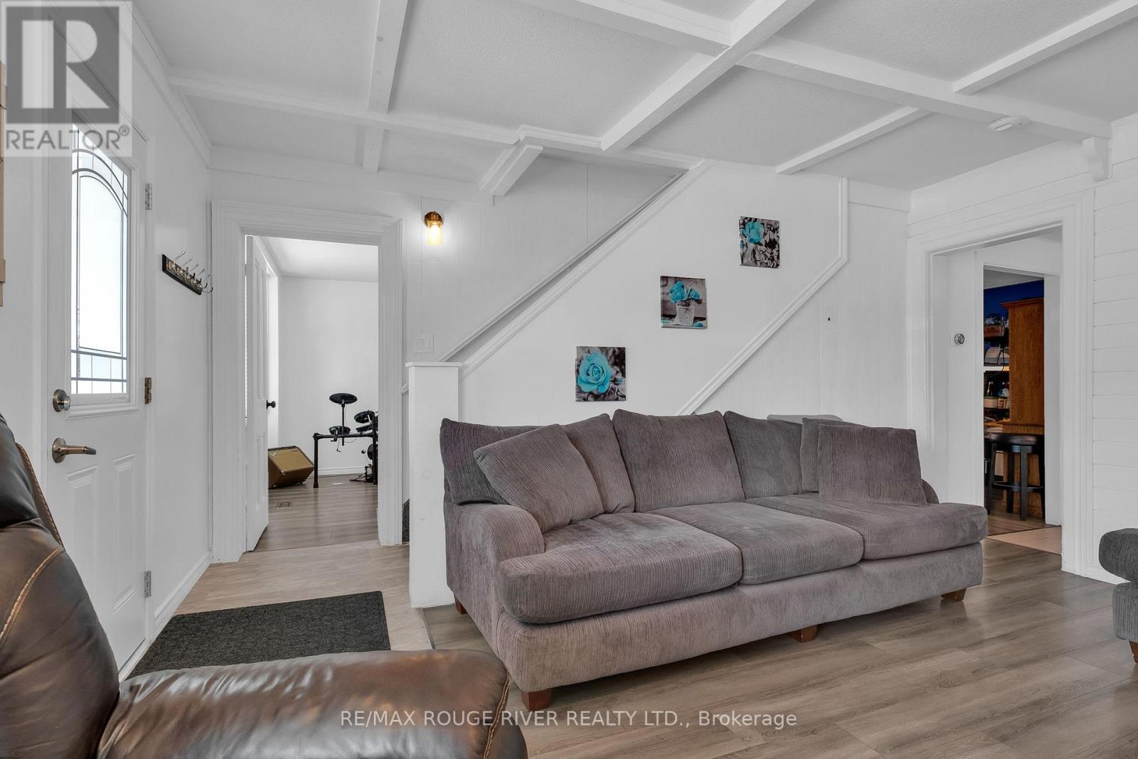 76 Princess Street, Quinte West (Trenton Ward), Ontario  K8V 1T4 - Photo 6 - X12666124