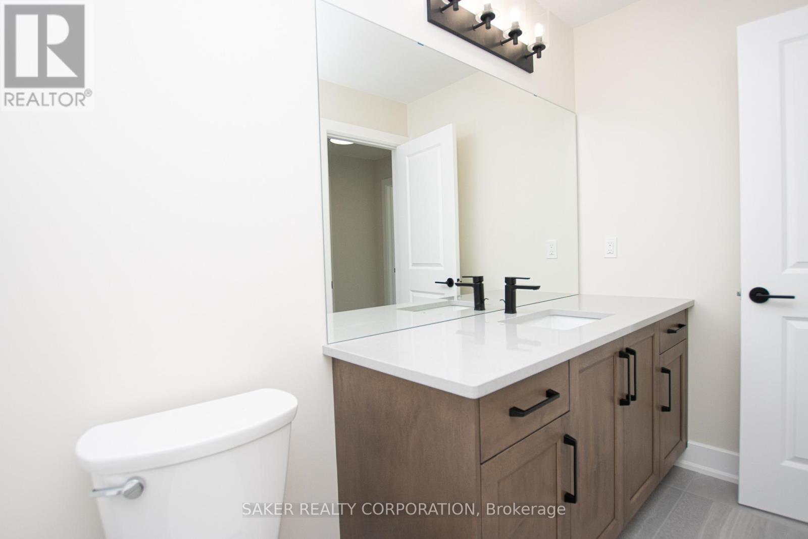 615 Regent Street, Strathroy-Caradoc, Ontario  N0L 1W0 - Photo 21 - X12666004