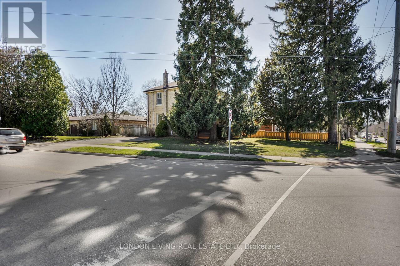 503 Baseline Road E, London South, Ontario  N6C 2P8 - Photo 6 - X12666142