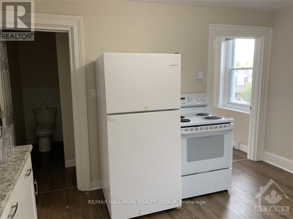 58 Harvey Street, Perth, Ontario  K7H 1W9 - Photo 27 - X12459833