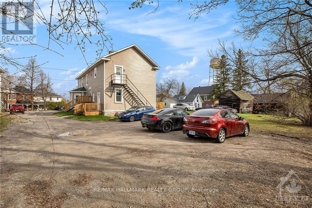 58 Harvey Street, Perth, Ontario  K7H 1W9 - Photo 3 - X12459833