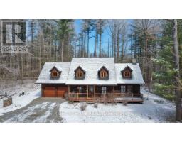 101 MYRTLE LANE, Ottawa, Ontario