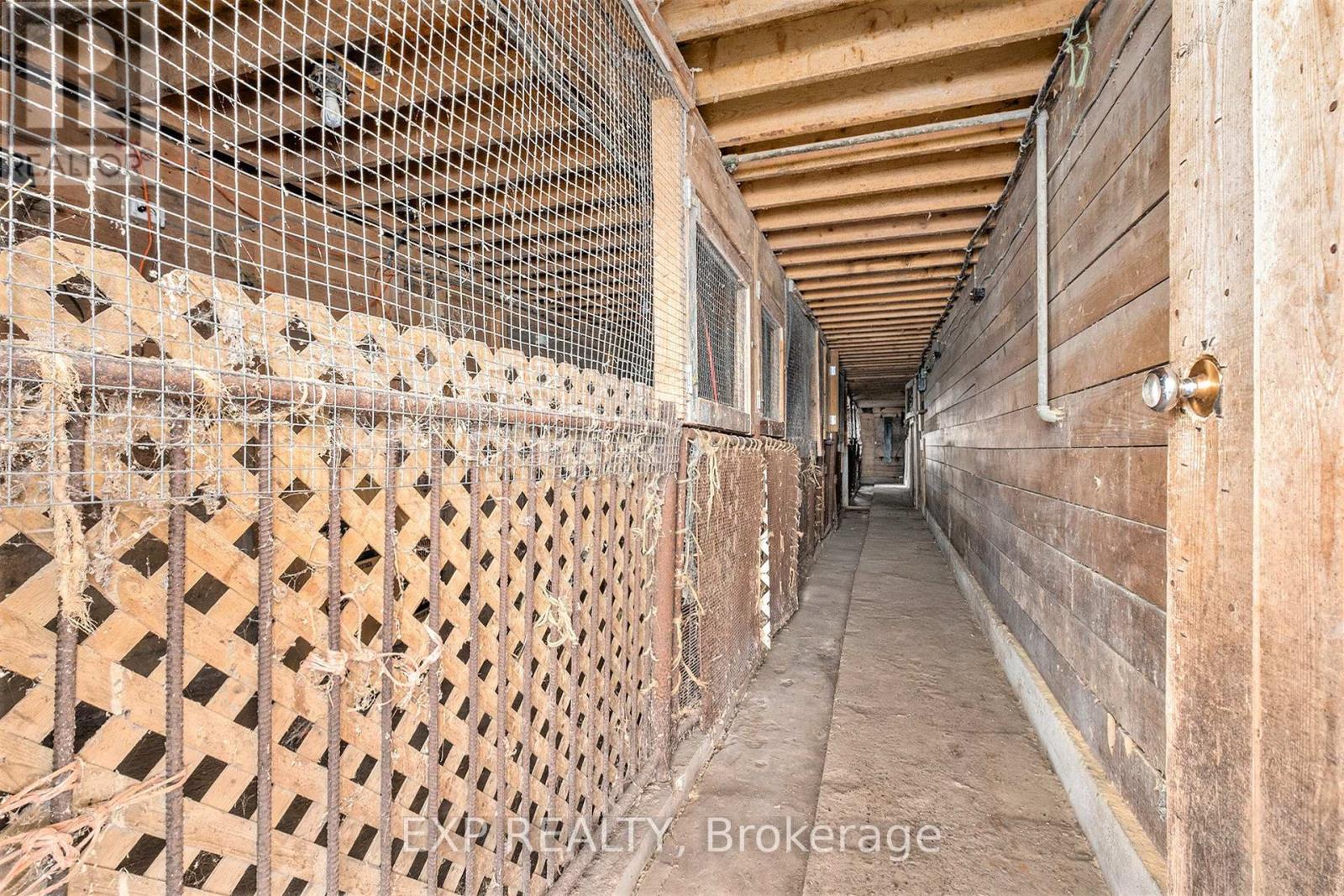 18873 Kenyon Concession 5 Road, North Glengarry, Ontario  K0C 1A0 - Photo 24 - X12666062